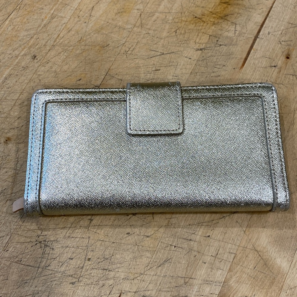 Halogen gold wallet